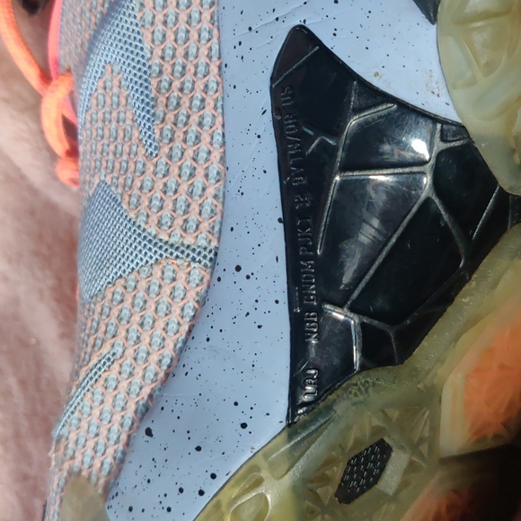 Nike & LeBron James 12 easter 7y U.S. size main image 12